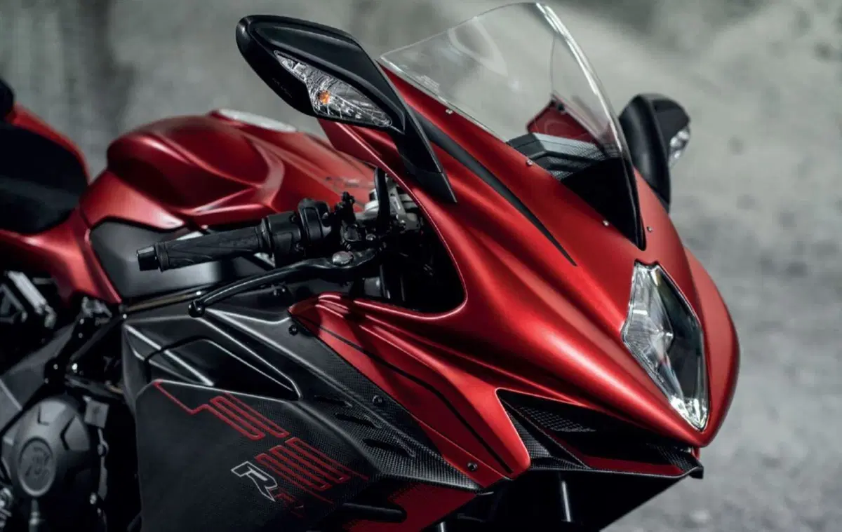 MV Agusta F3 800 RR 2022. Nuova aerodinamica e kit racing (12)