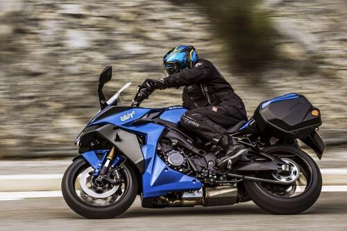 Suzuki GSX-S 1000GT 2022. Dati, prezzo e video della nuova sport touring (4)