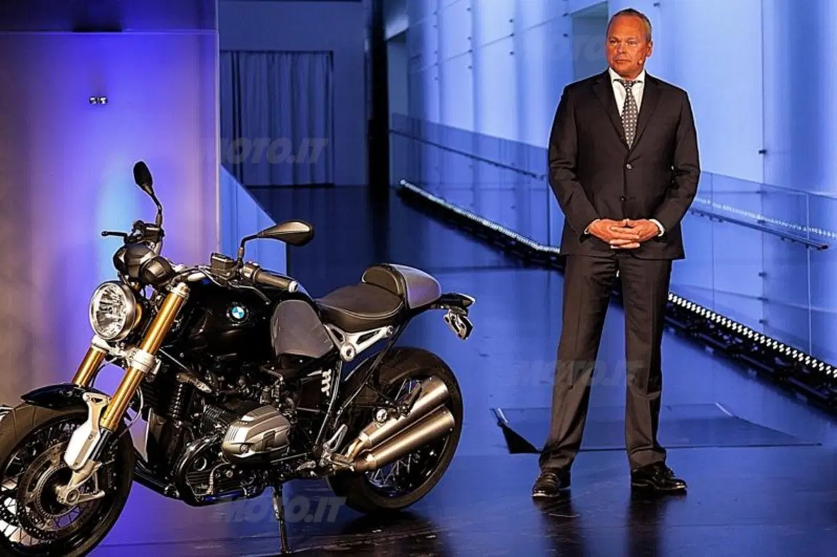 BMW Motorrad, una strada lunga 90 anni (9)