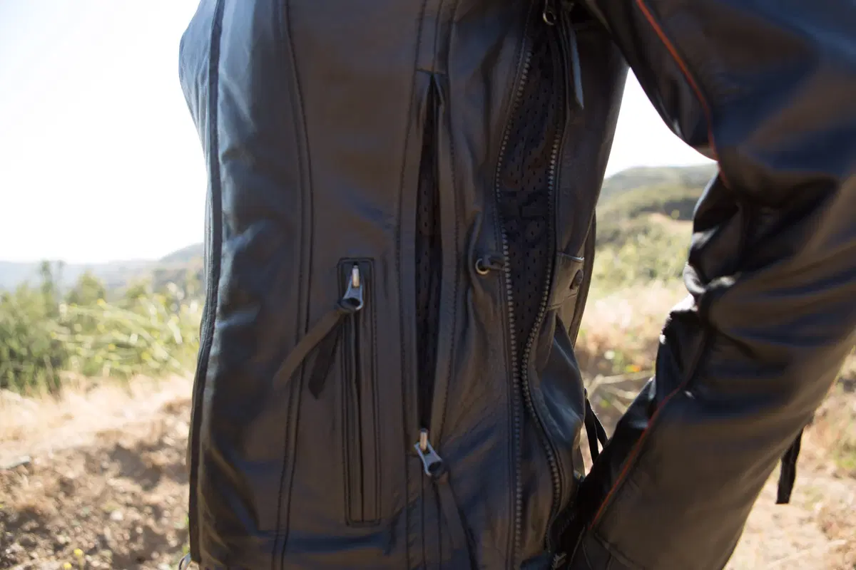 Harley-Davidson: nuove giacche tecniche con Triple Vent System (4)