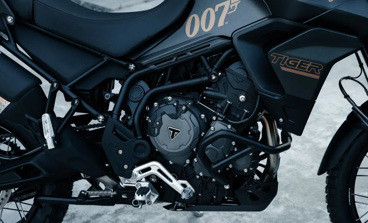 Triumph Tiger 900 Tiger 900 Bond Edition (2021 - 23) (8)