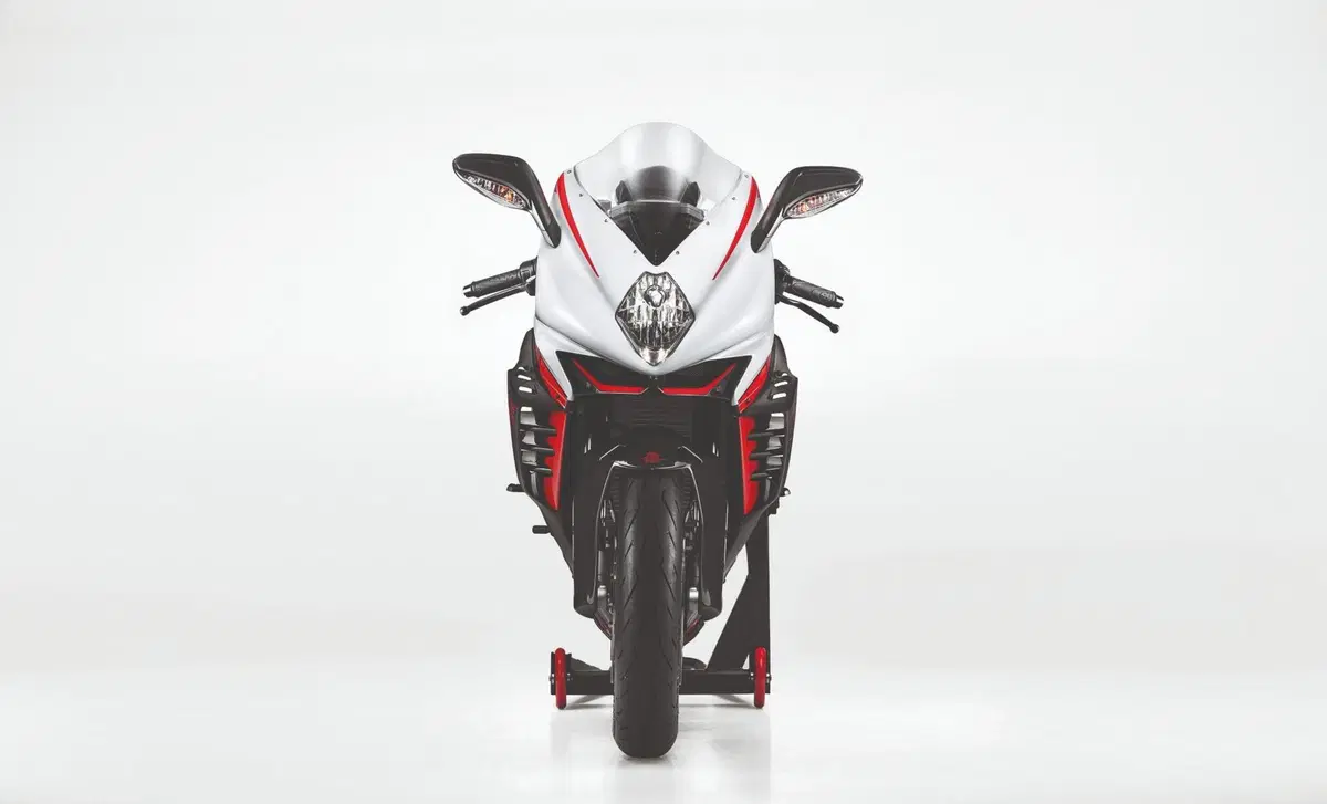 MV Agusta F3 800 F3 800 RR (2022 - 25) (16)
