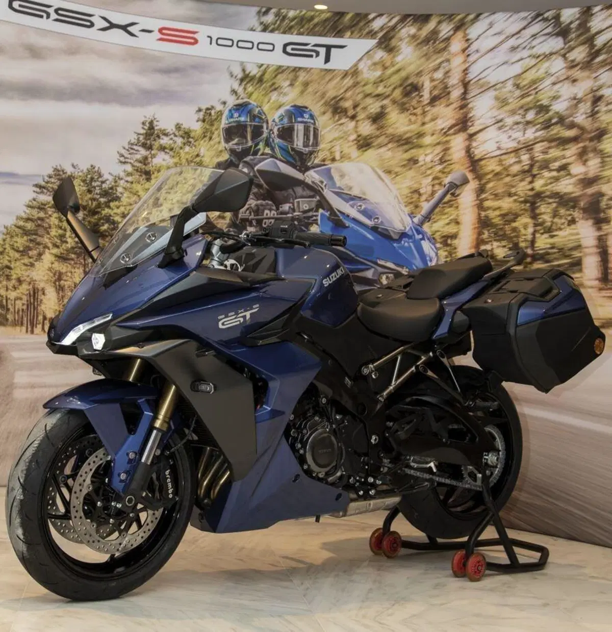 Suzuki GSX-S 1000GT 2022. Dati e prezzo della nuova sport touring (2)