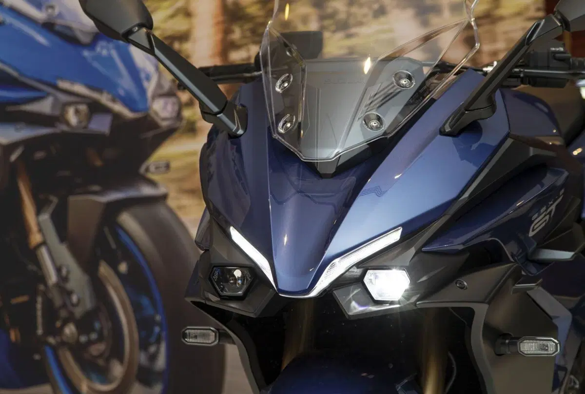 Suzuki GSX-S 1000GT 2022. Dati e prezzo della nuova sport touring (6)