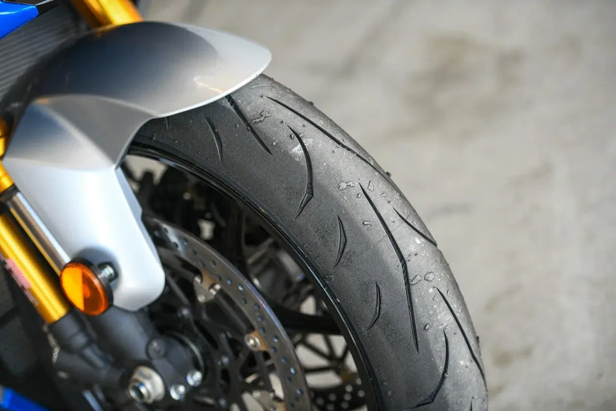 Mitas Sport Force + EV dalla strada alla pista spendendo poco. (3)