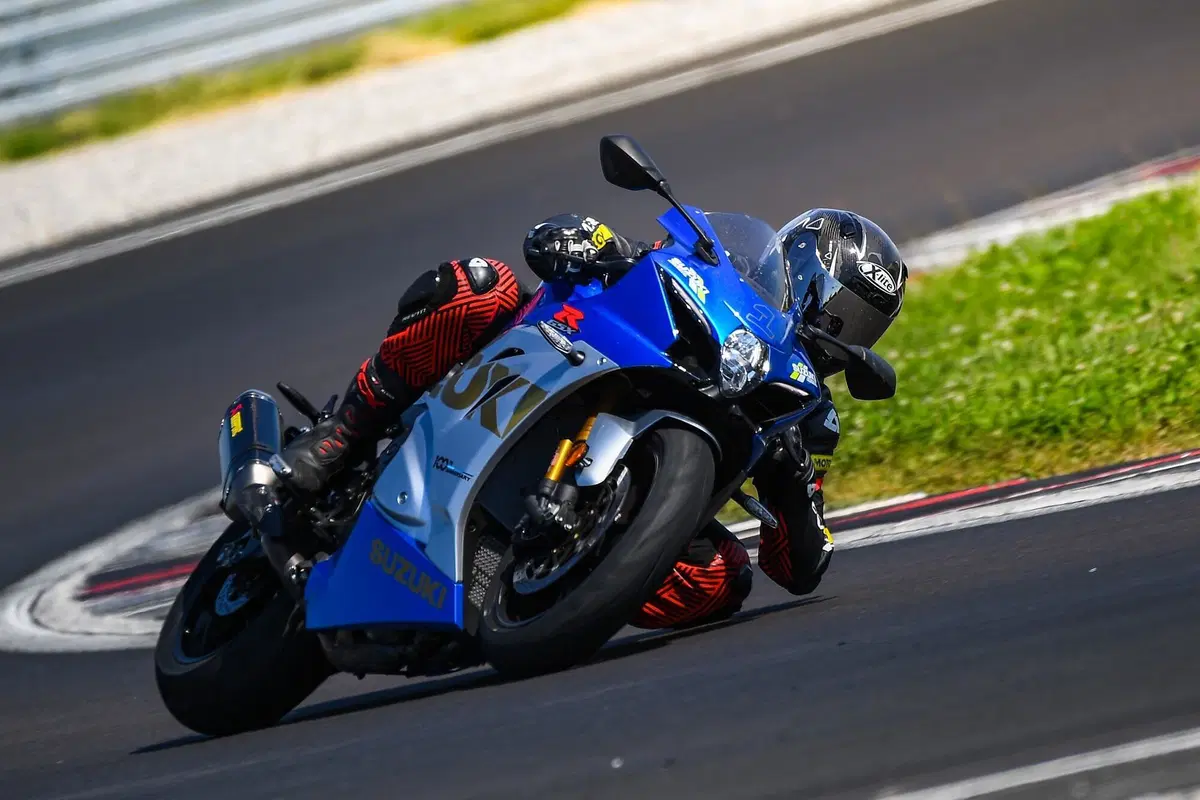 Mitas Sport Force + EV dalla strada alla pista spendendo poco. (4)