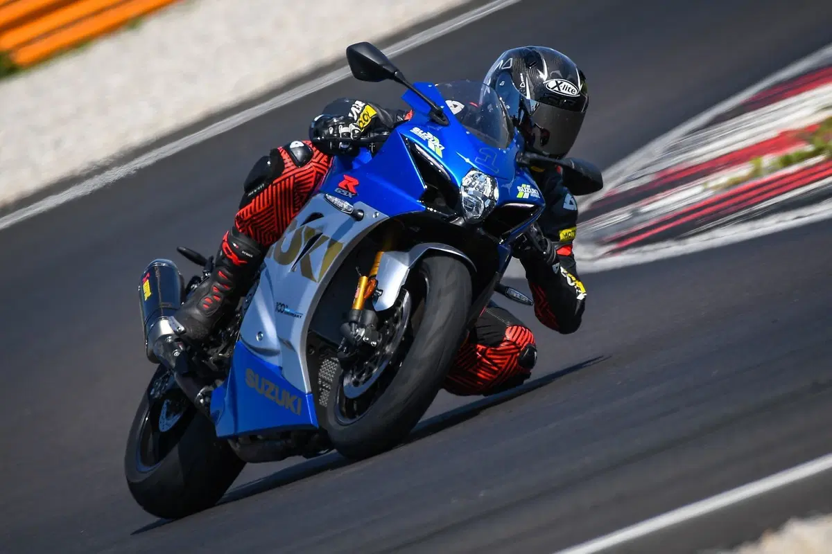 Mitas Sport Force + EV dalla strada alla pista spendendo poco. (6)