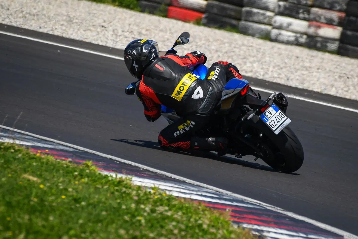 Mitas Sport Force + EV dalla strada alla pista spendendo poco. (9)
