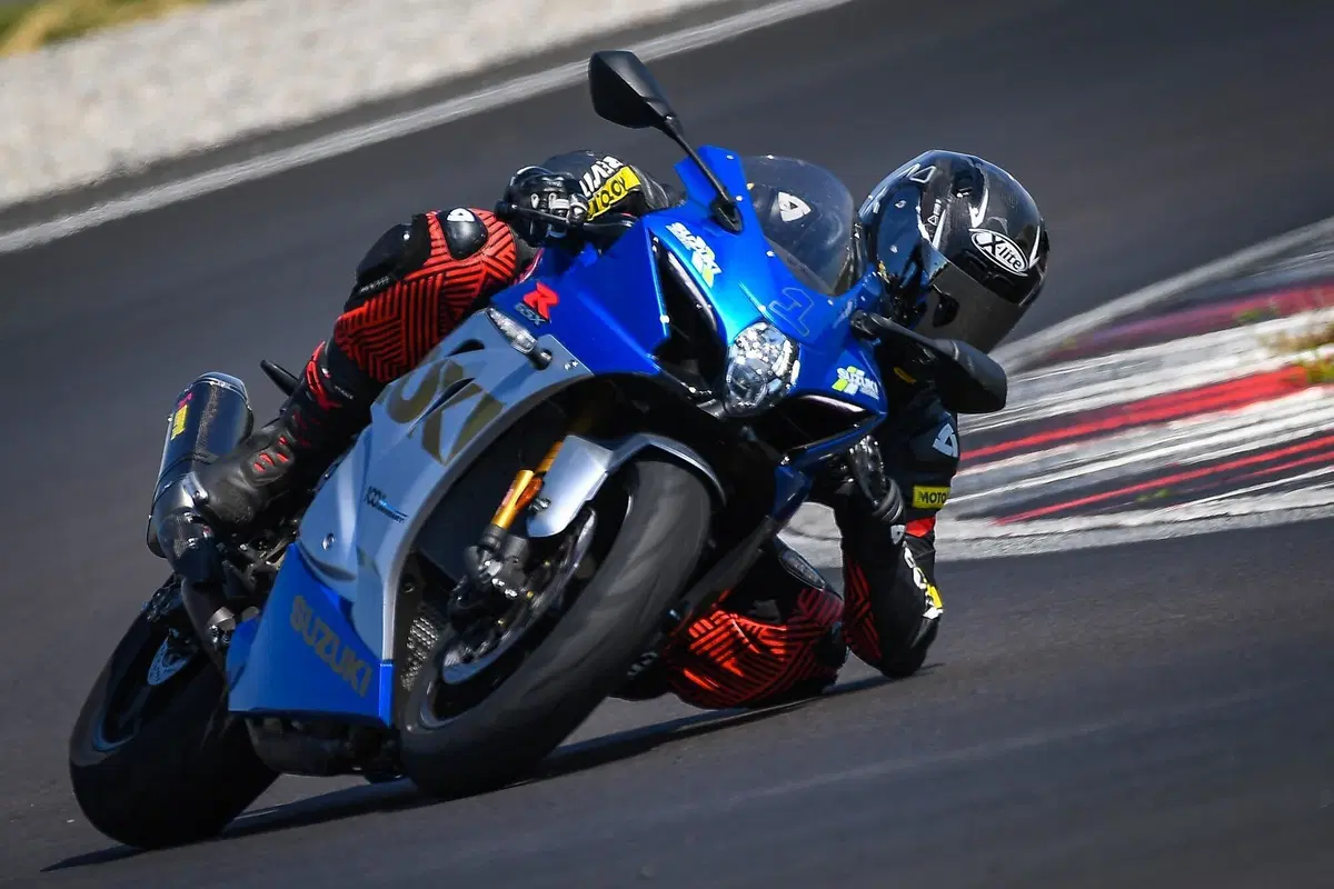 Mitas Sport Force + EV dalla strada alla pista spendendo poco. (11)