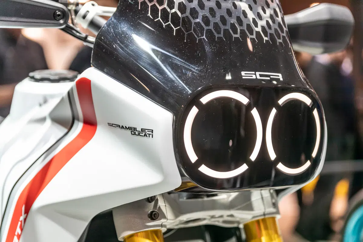 Scrambler DesertX e The Motard Concept a ECIMA 2019 (13)