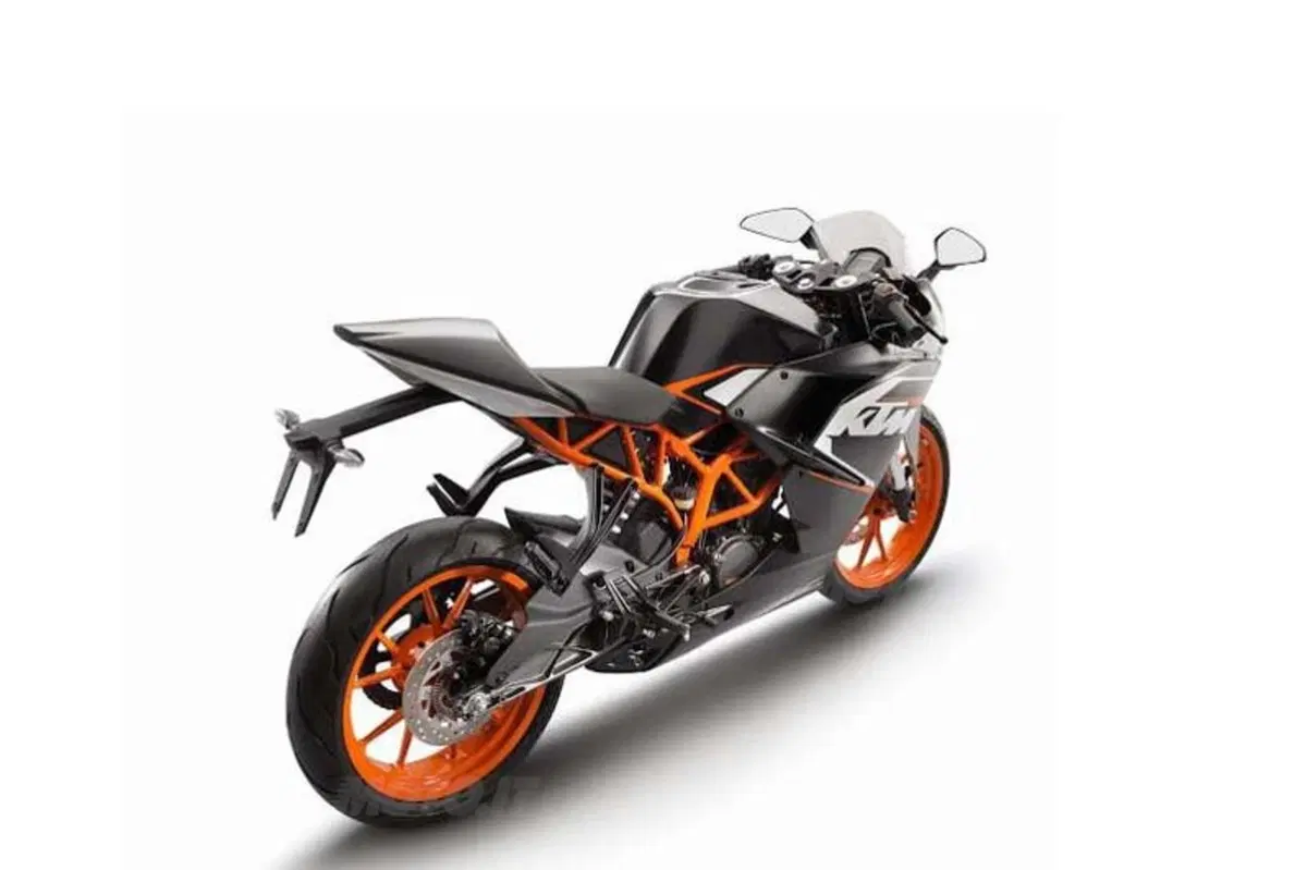EICMA 2013: KTM RC125, RC200 e RC390. Le nuove super sportive (6)