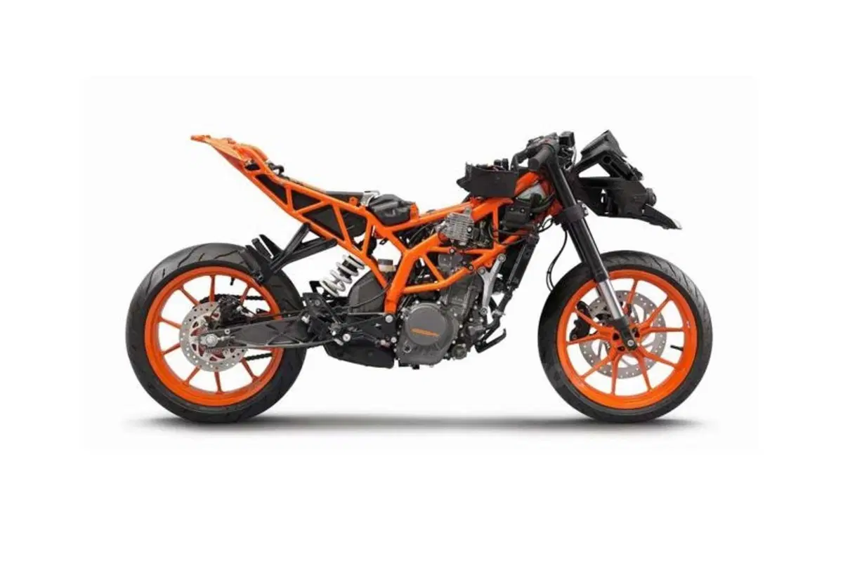 EICMA 2013: KTM RC125, RC200 e RC390. Le nuove super sportive (21)