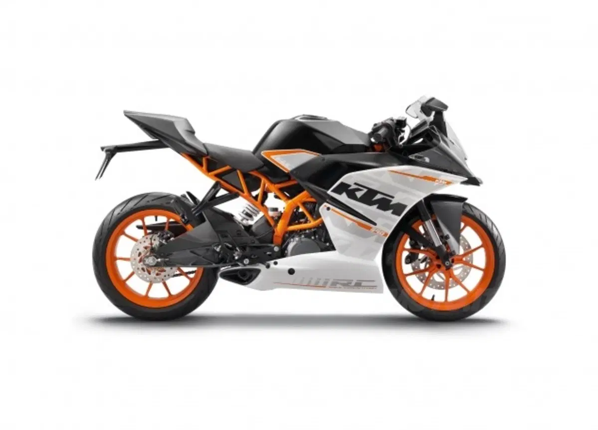 EICMA 2013: KTM RC125, RC200 e RC390. Le nuove super sportive (23)