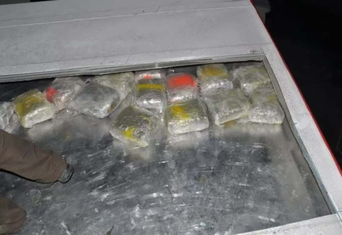 Finto Camion di Motocross trasporta 500 kg di droga. Arrestati due italiani (2)