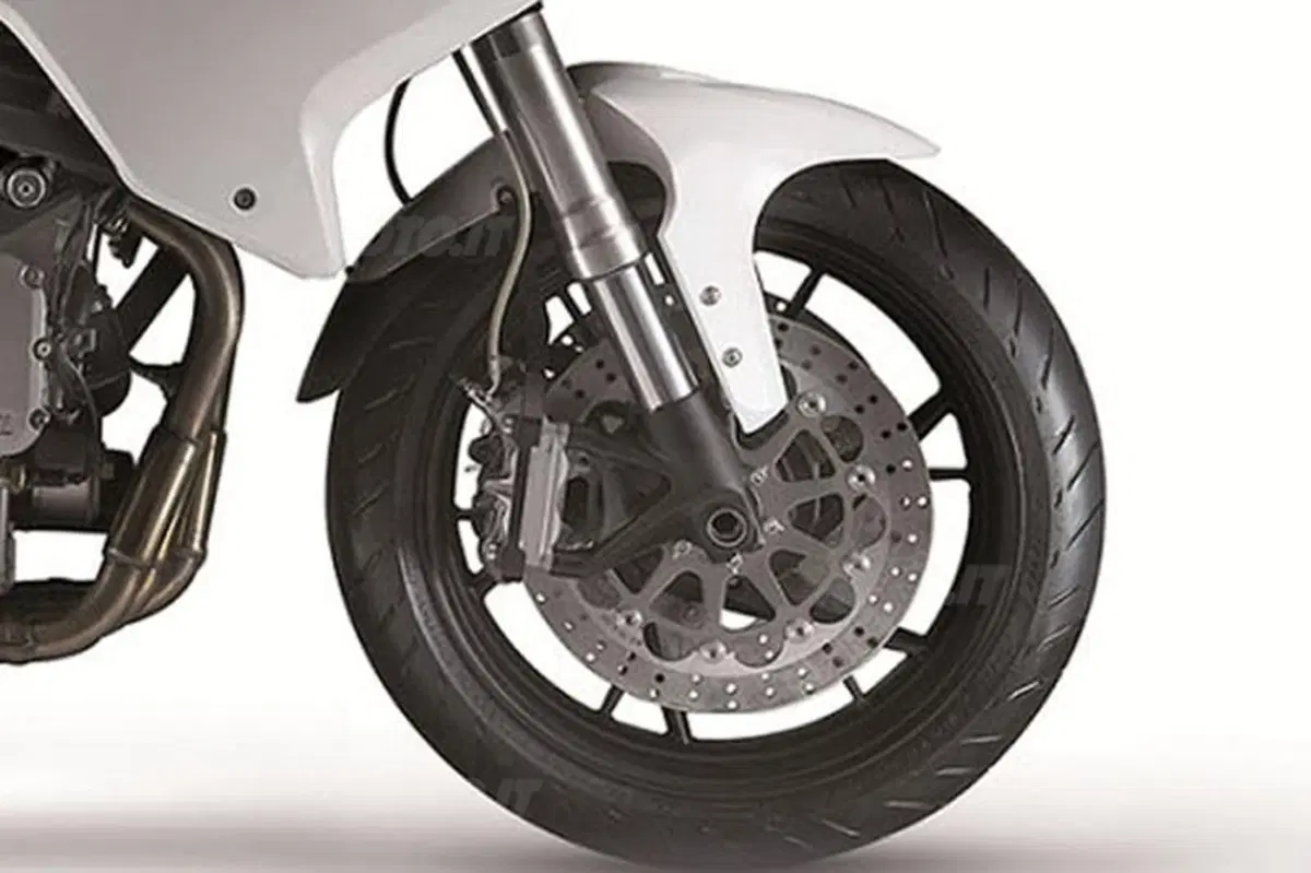 EICMA 2013. Benelli BN 600 GT (3)