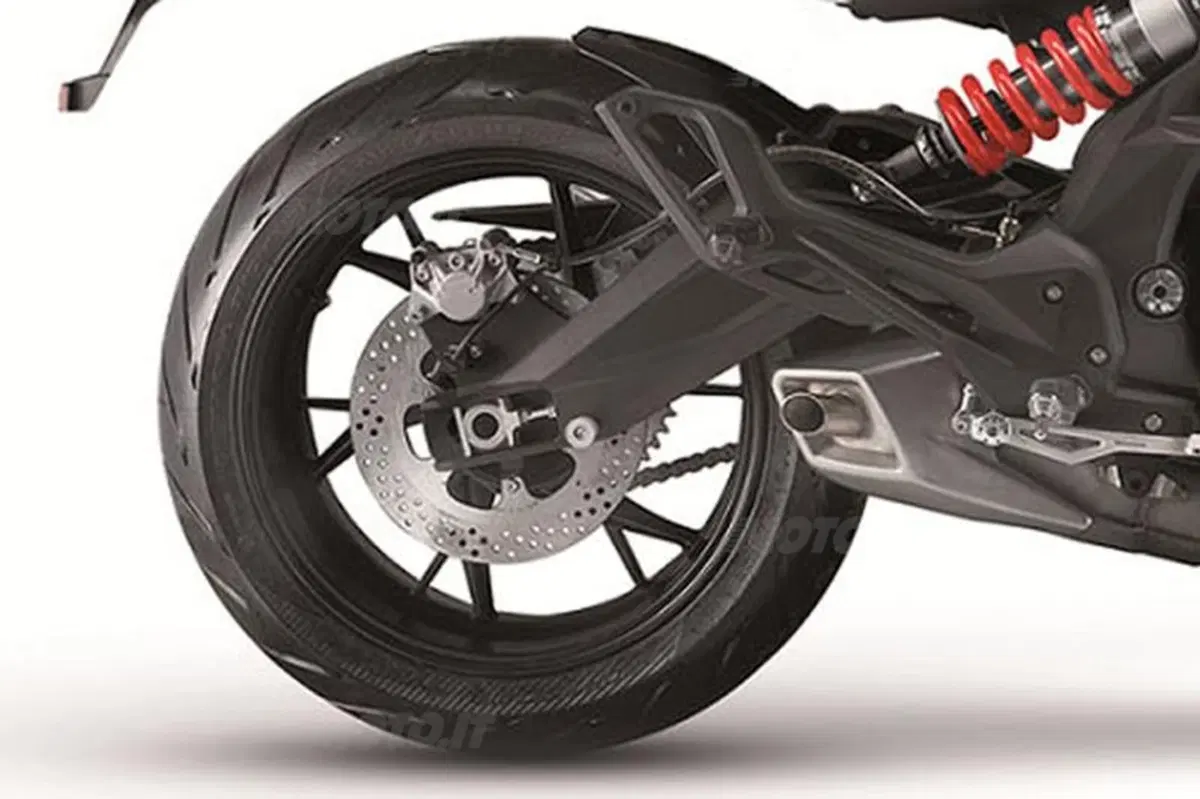 EICMA 2013. Benelli BN 600 GT (5)