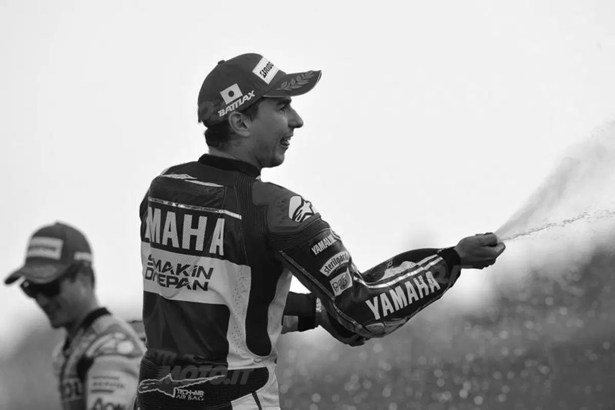 Le foto più spettacolari del GP del Giappone (8)