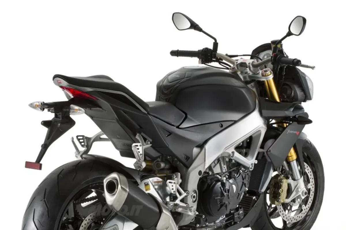 EICMA 2013. Aprilia Tuono V4 R ABS (10)