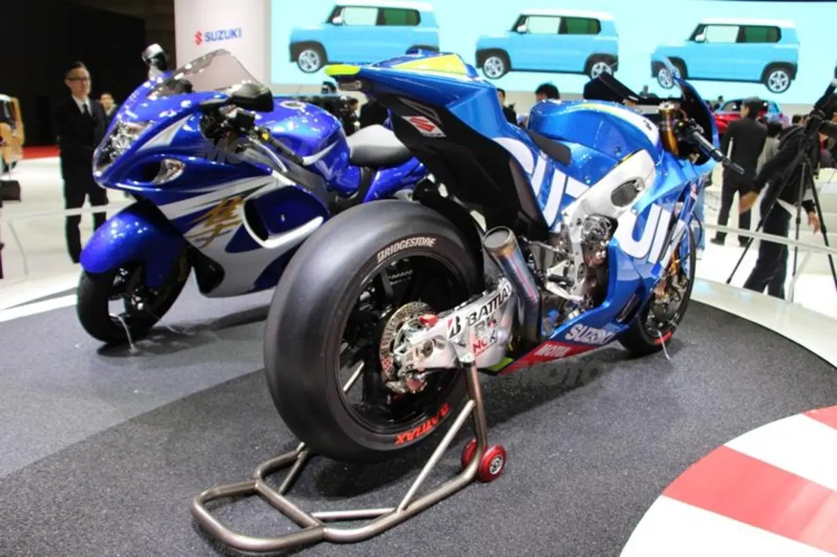 Suzuki: al Tokyo Motor show il ritorno del turbo e una fun-bike elettrica (18)