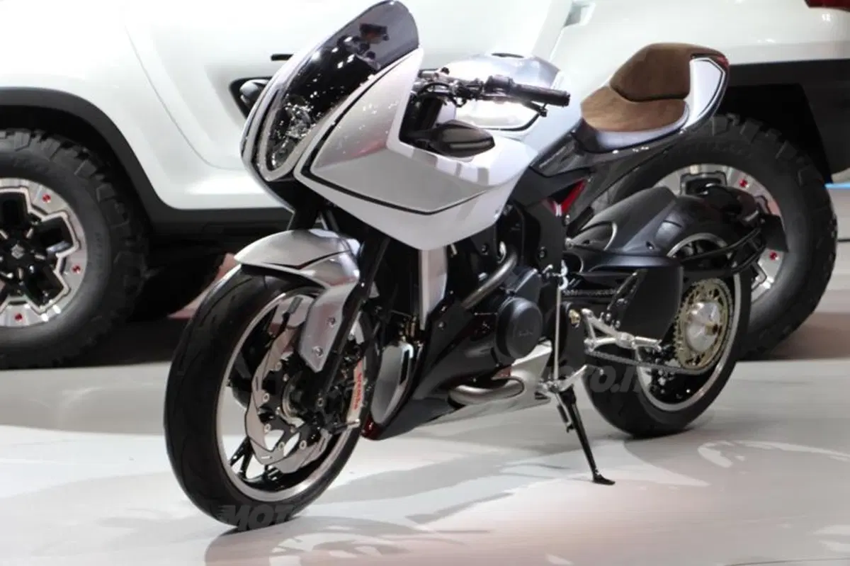 Suzuki: al Tokyo Motor show il ritorno del turbo e una fun-bike elettrica (36)
