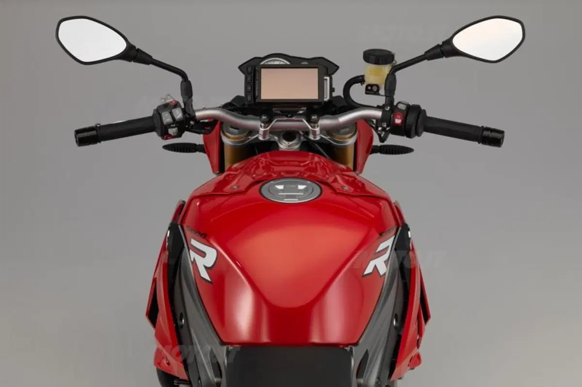 EICMA 2013: BMW S1000R (7)