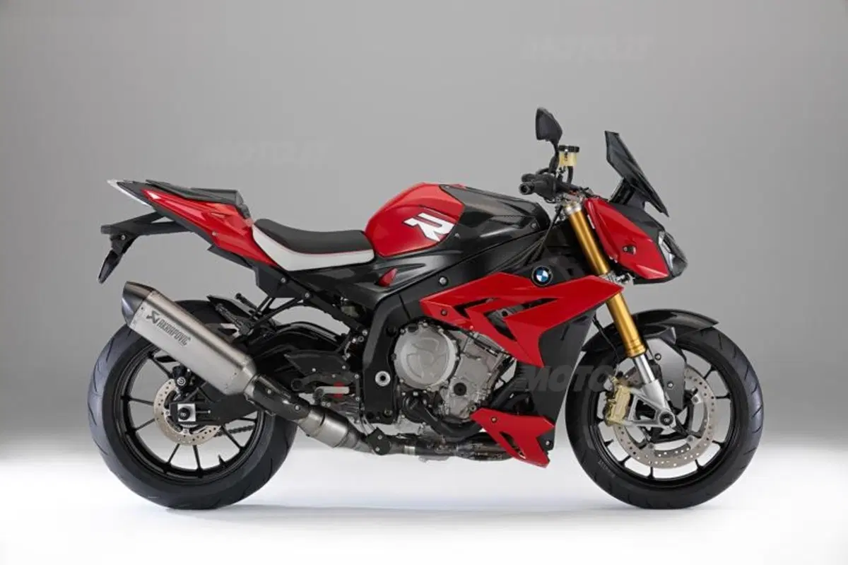 EICMA 2013: BMW S1000R (33)