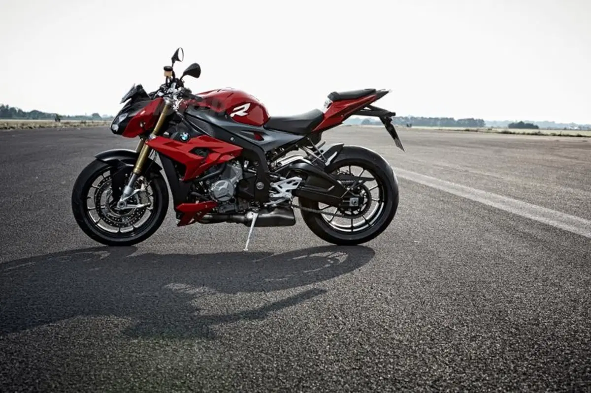 EICMA 2013: BMW S1000R (39)