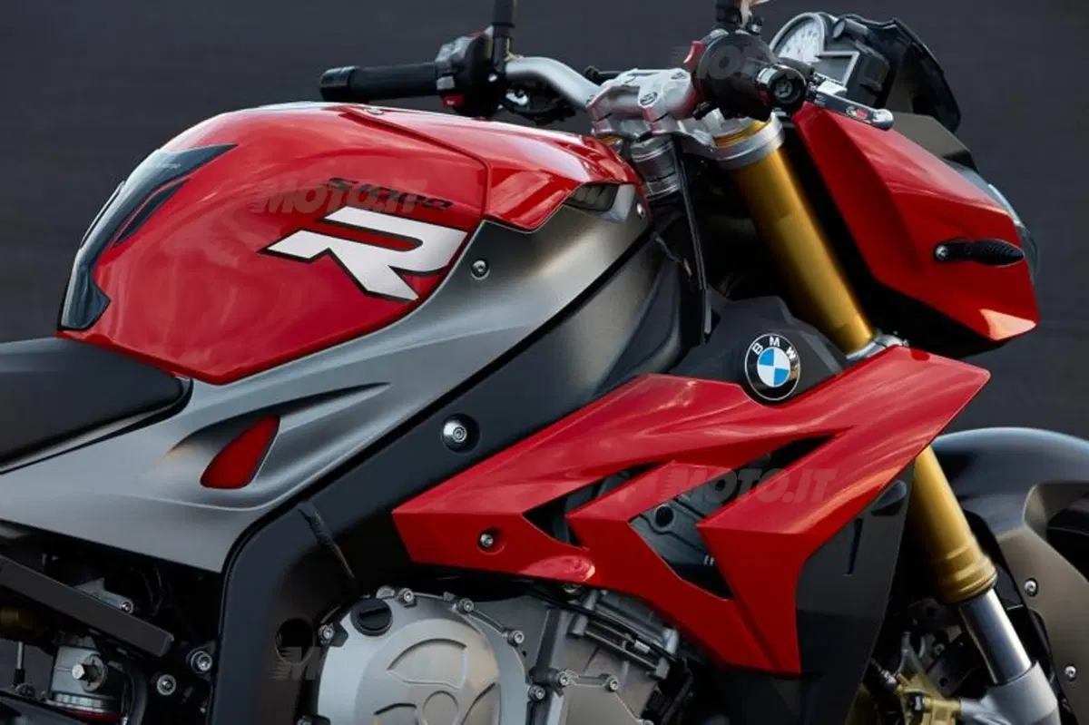 EICMA 2013: BMW S1000R (46)