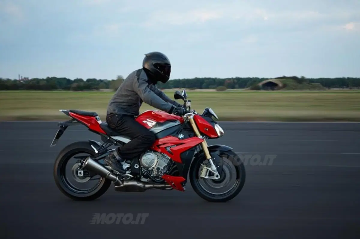 EICMA 2013: BMW S1000R (58)