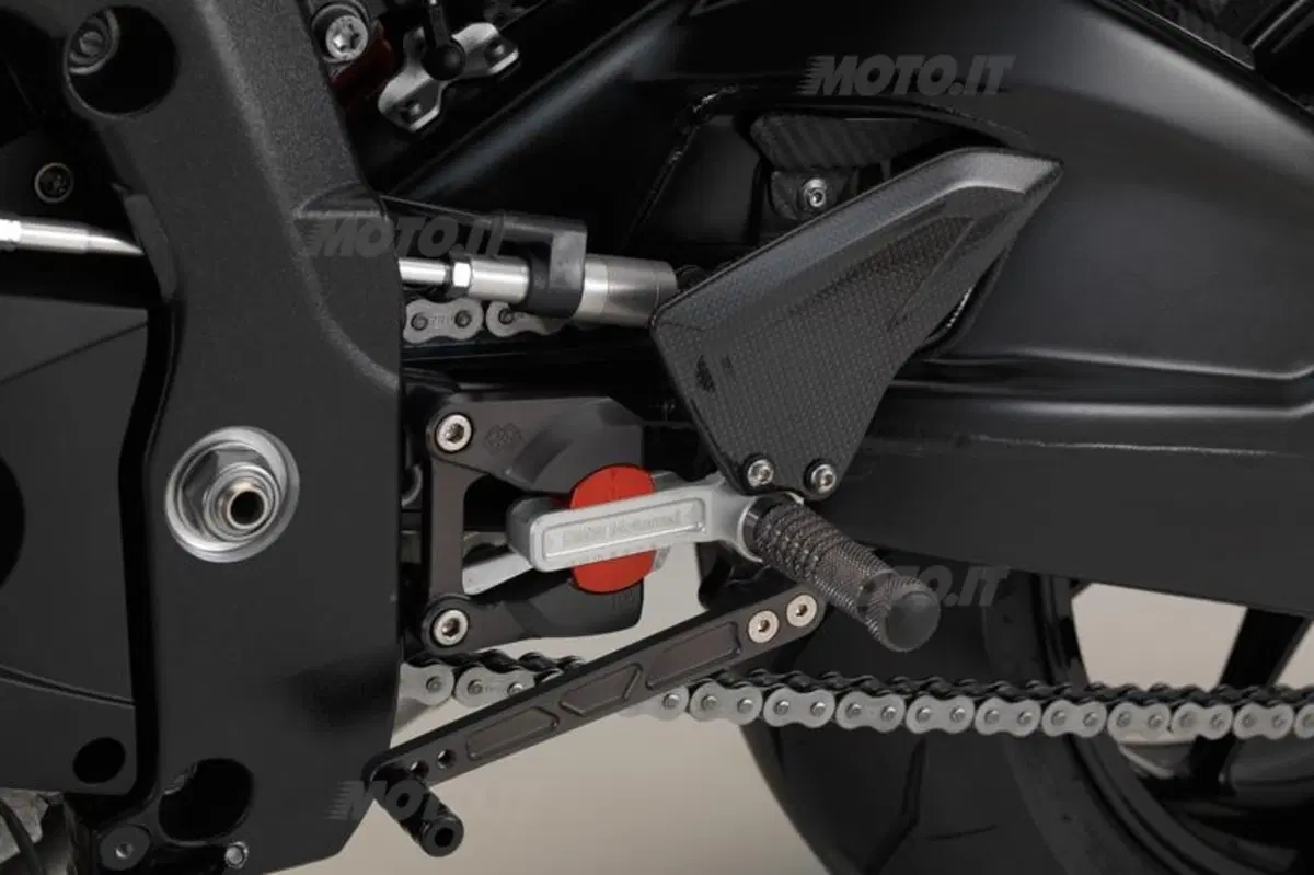 EICMA 2013: BMW S1000R (60)