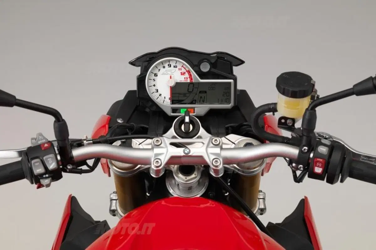 EICMA 2013: BMW S1000R (62)
