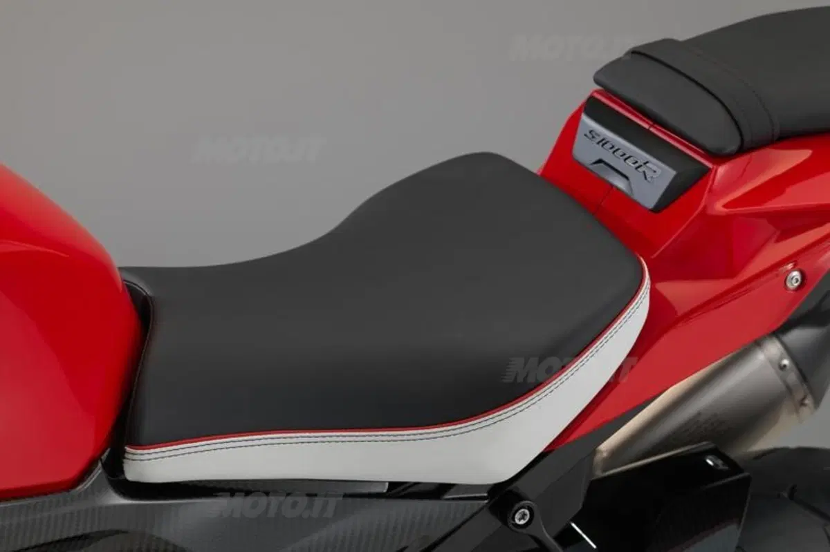 EICMA 2013: BMW S1000R (65)