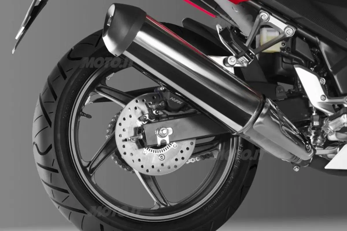 EICMA 2013. Honda CBR300R (5)