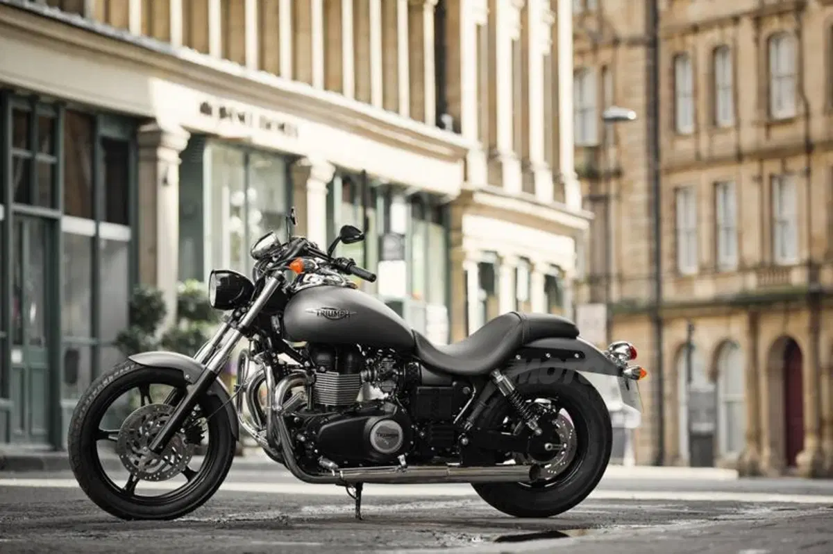 EICMA 2013: Triumph Speedmaster (2)