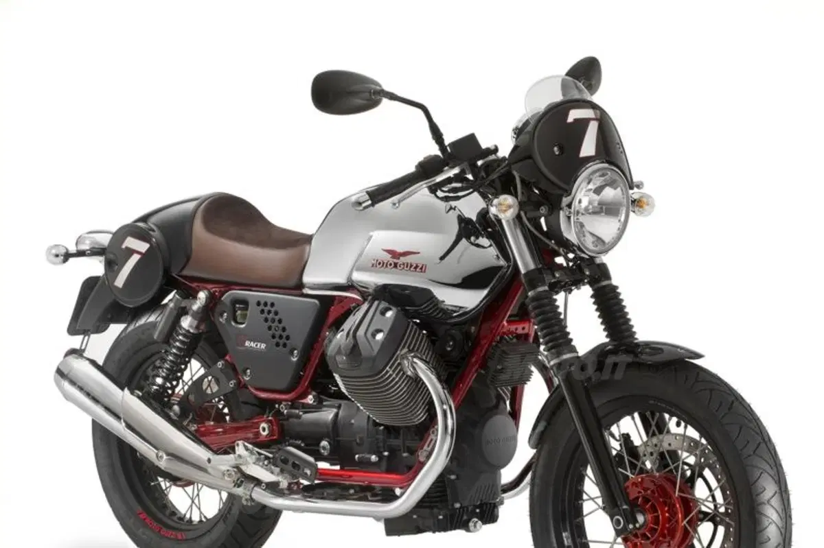 EICMA 2013: Moto Guzzi V7 m.y. 2014 (7)