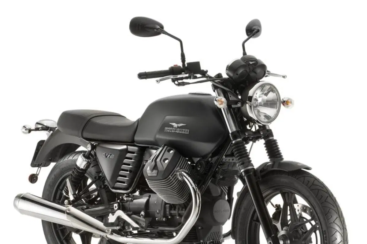 EICMA 2013: Moto Guzzi V7 m.y. 2014 (10)