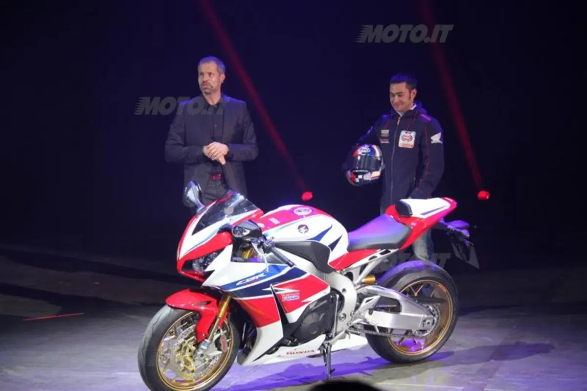 EICMA 2013. Honda CBR1000RR Fireblade SP (2)