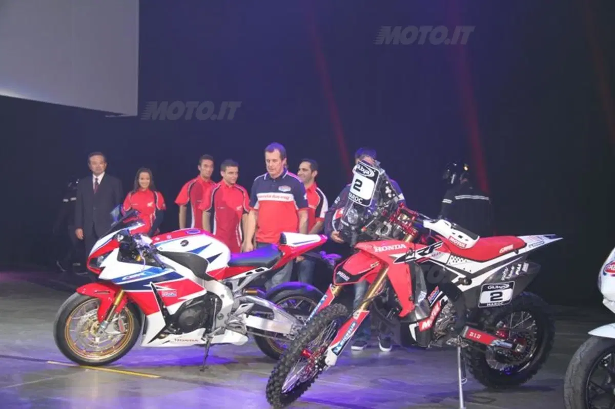 EICMA 2013. Honda CBR1000RR Fireblade SP (4)