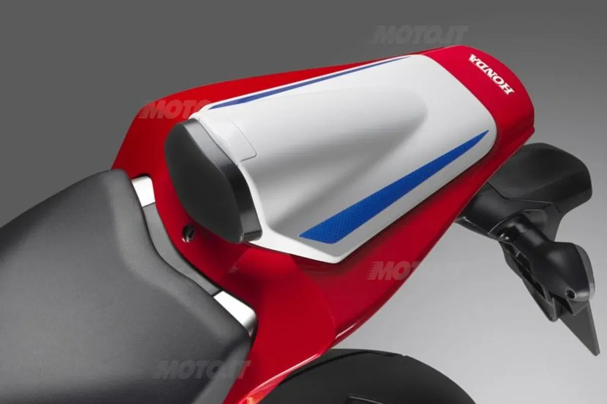 EICMA 2013. Honda CBR1000RR Fireblade SP (11)