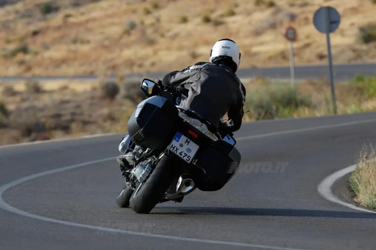 EICMA 2013: BMW R1200RT (7)