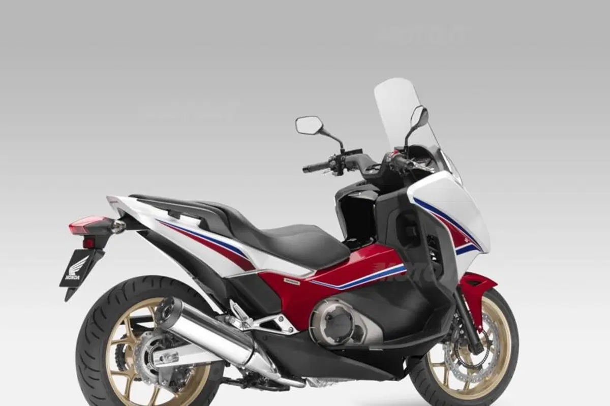 EICMA 2013. Honda Integra 750  (4)