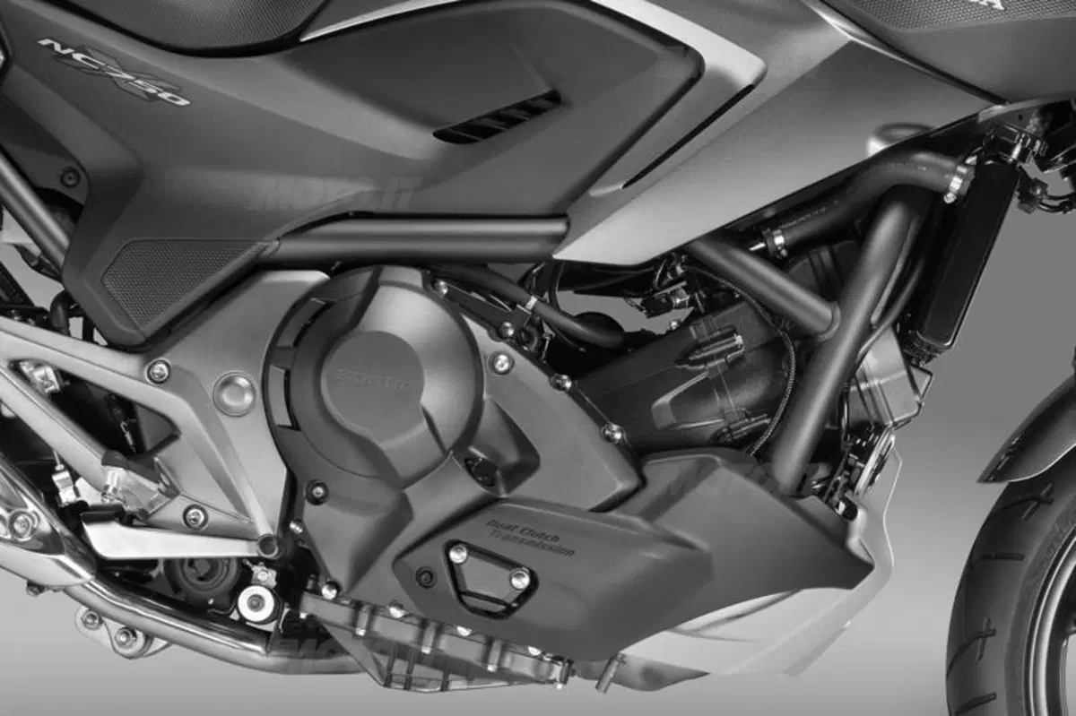 EICMA 2013. Honda NC750S DCT e NC750X  (3)