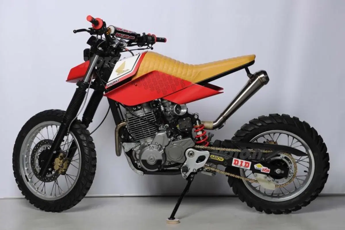 Moto.it e OJ Design Contest: la Honda Bouzin esposta al nostro stand (2)