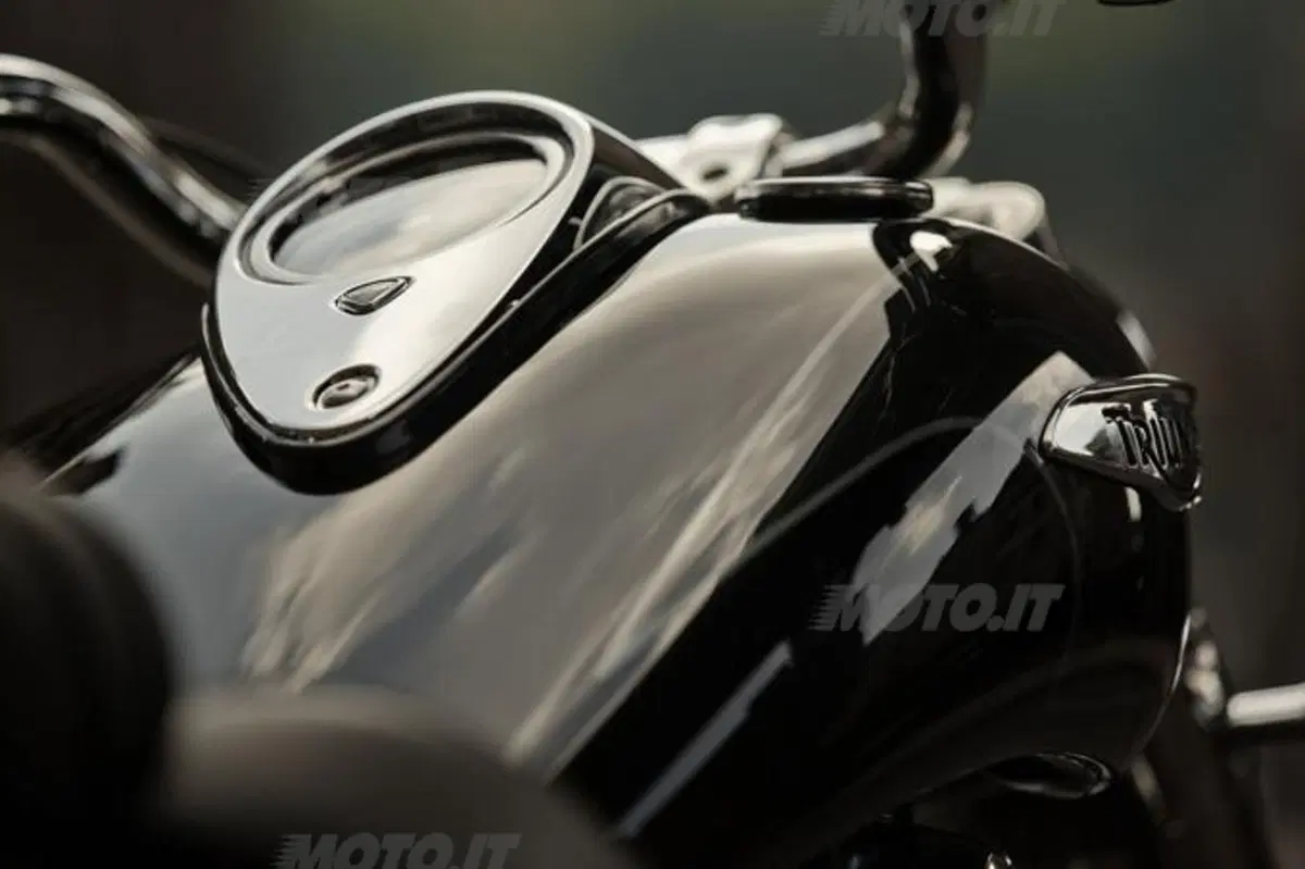 EICMA 2013. Triumph America e America LT