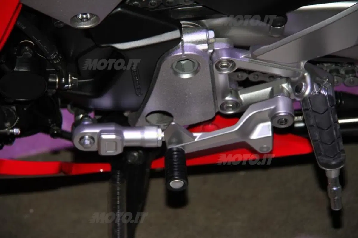 EICMA 2013. Honda VFR800F 2014 (2)