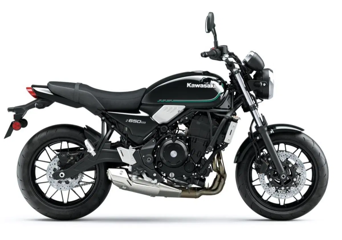 Kawasaki Z650RS 2022. Ecco la nuova classica, foto e dati (13)