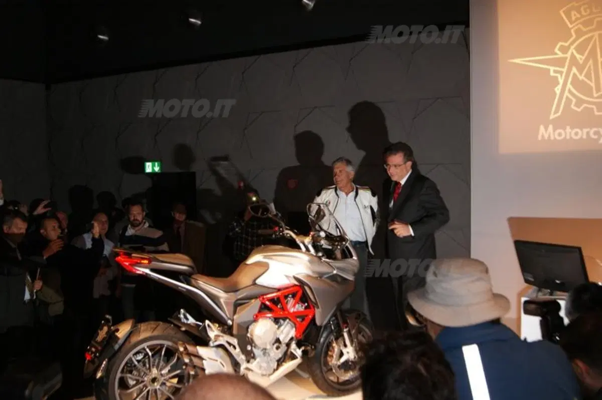 EICMA 2013: MV Agusta Turismo Veloce 800 (4)