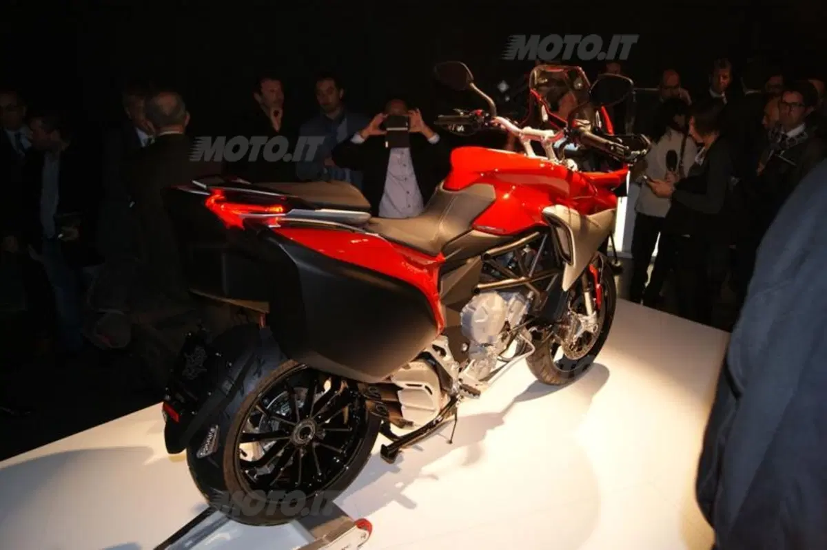 EICMA 2013: MV Agusta Turismo Veloce 800 (14)