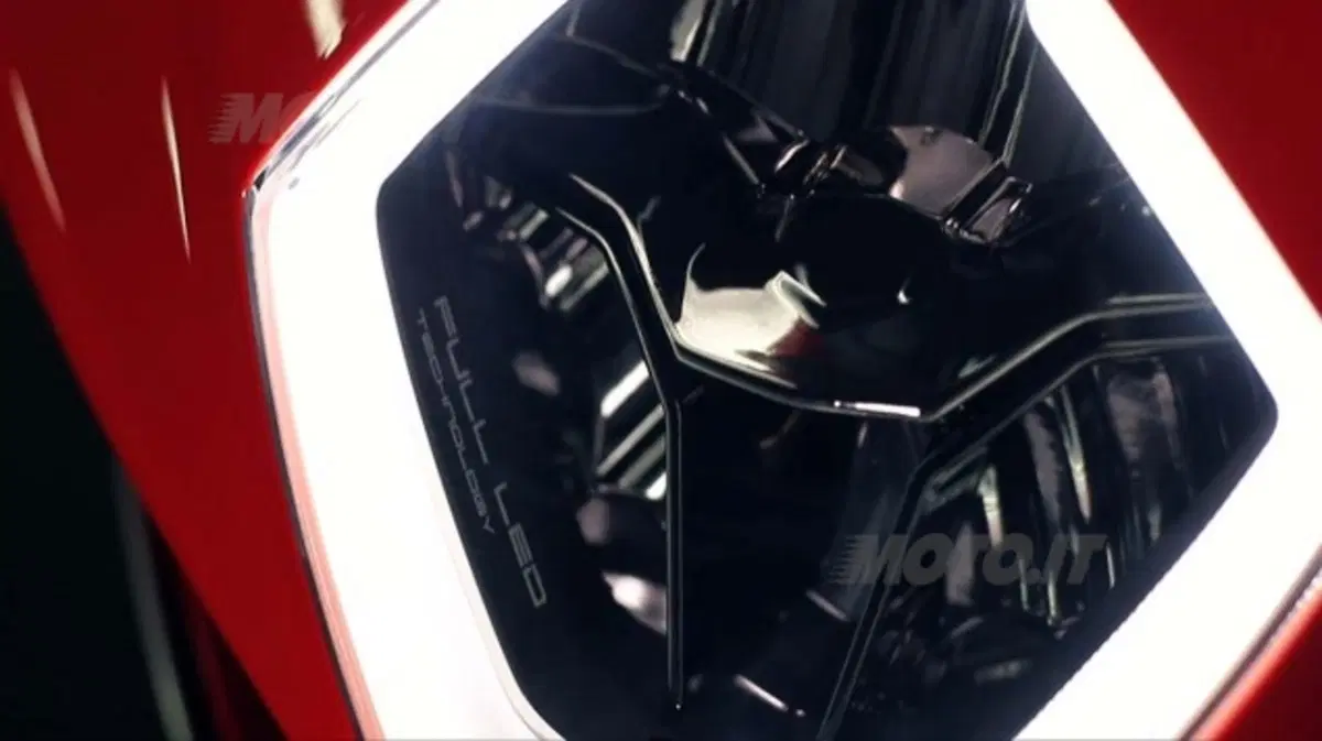 EICMA 2013: MV Agusta Turismo Veloce 800 (37)