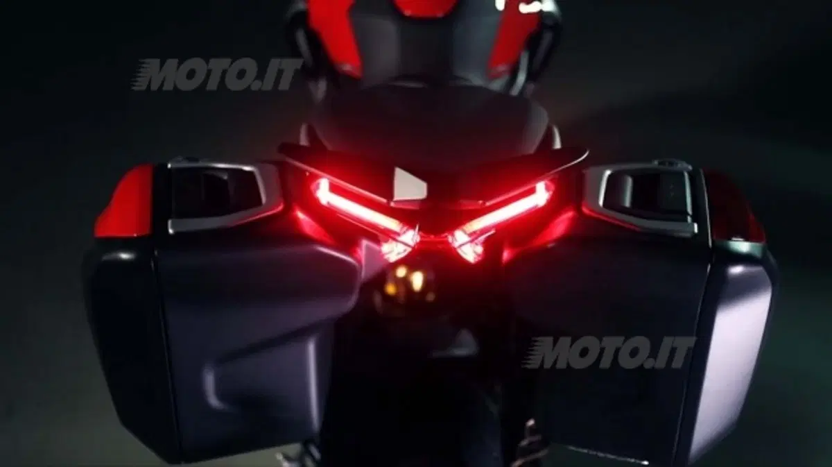 EICMA 2013: MV Agusta Turismo Veloce 800 (40)
